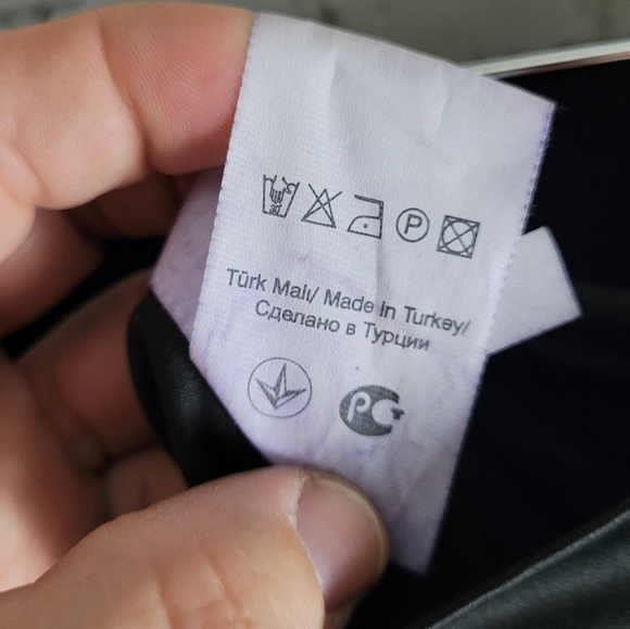 DELIZIA | satin drawstring patch pocket straight leg pants - Picture 8 of 8